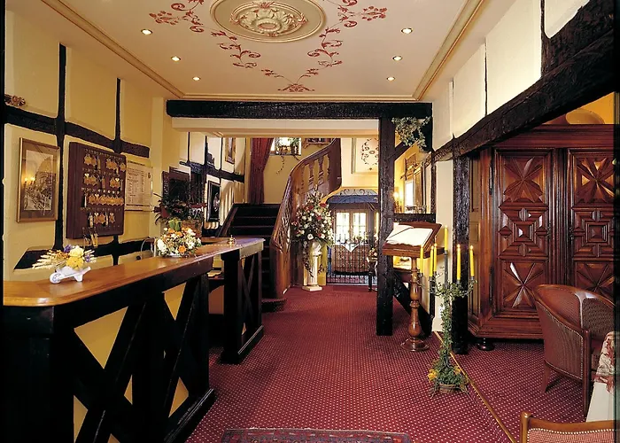 ホテル Restaurant Le Marechal - Teritoria 4*